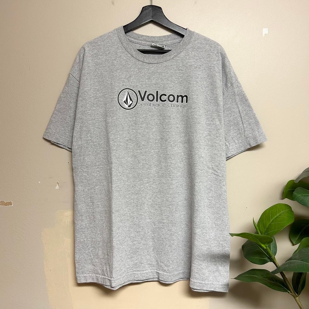 Vintage Volcom Embrace Change Logo Shirt Mens XL Grey Y2K Skate Tee 00s